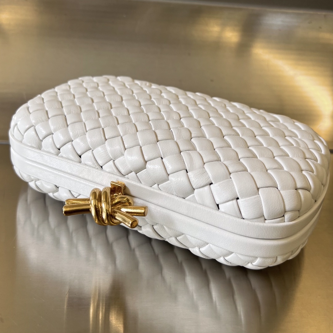 Knot Padded Intreccio Leather Clutch White